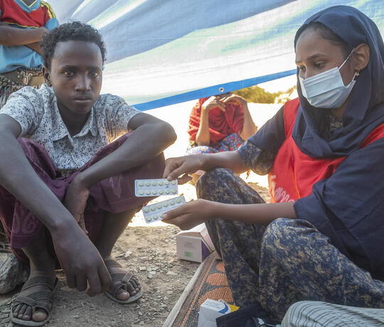 Treatment in a provisional infirmary in Ethiopia