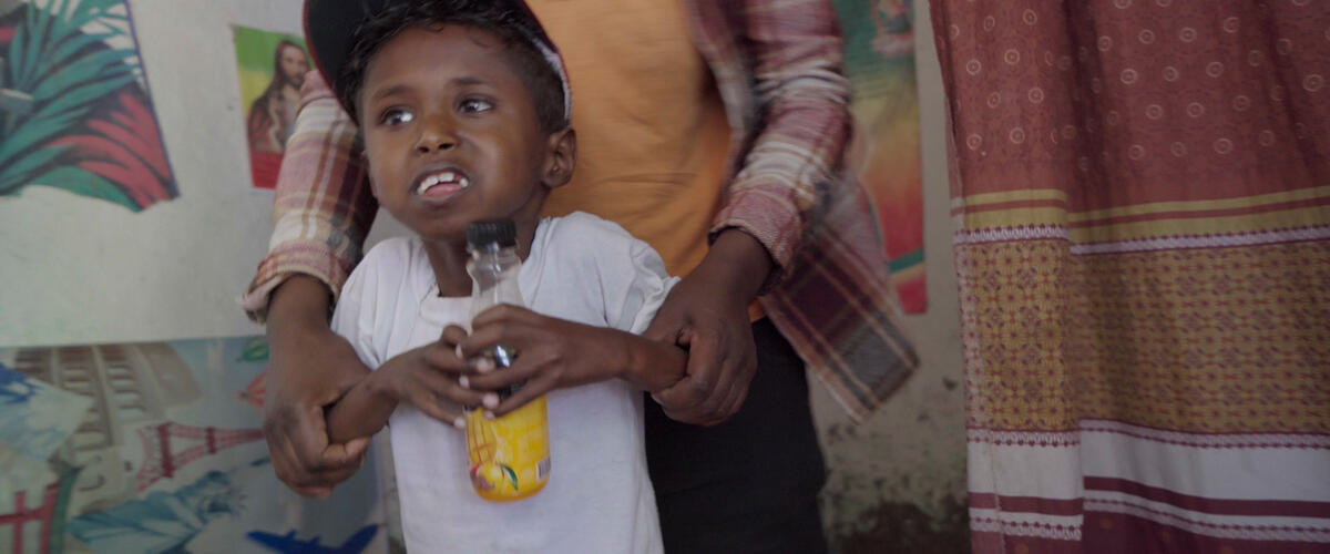 Hawi freut sich über die Hilfe von humedica